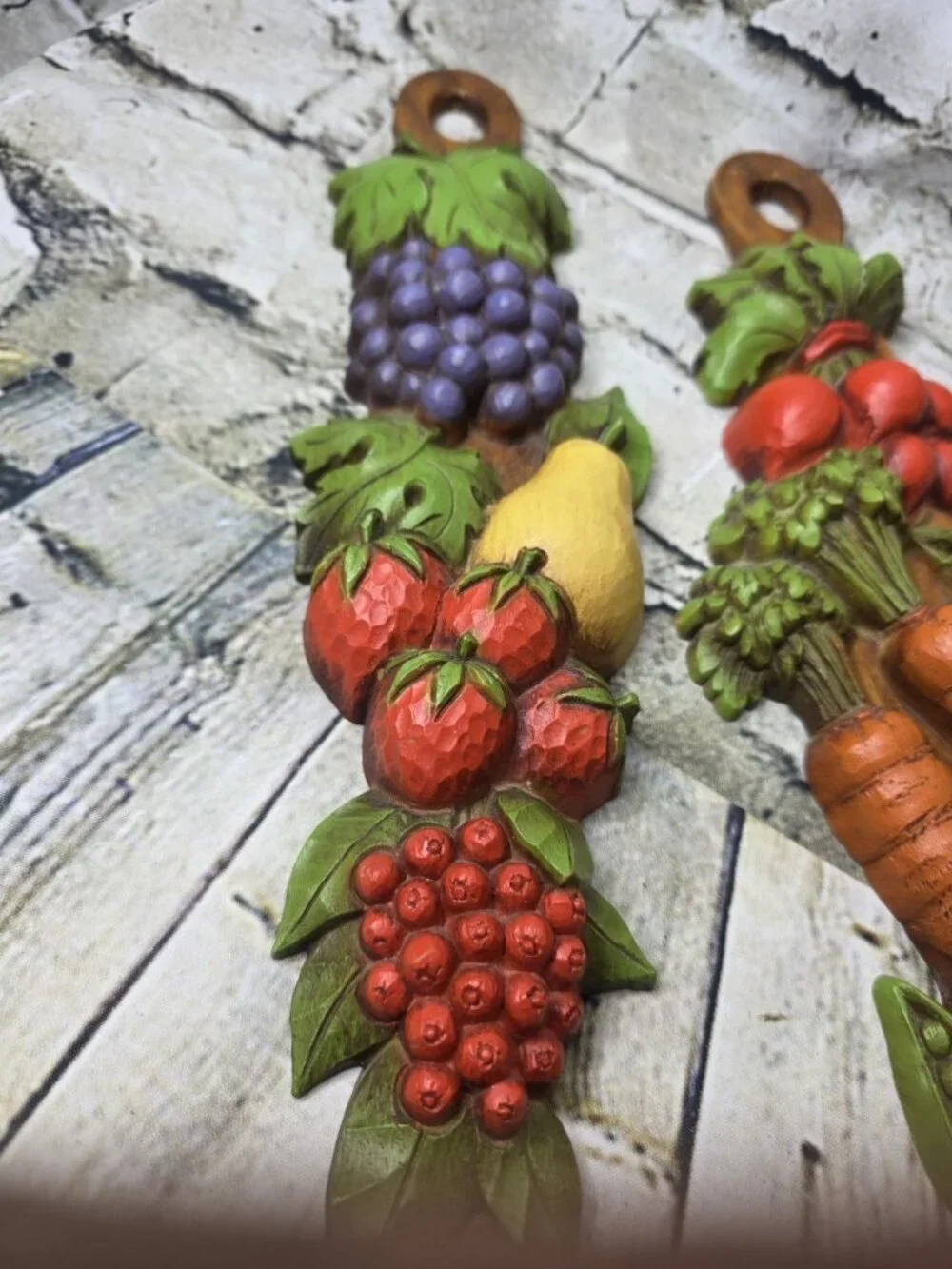 Syroco INC 1976 Fork Spoon Wall Art Fruits and Vegetables Vintage Kitchen 17.5